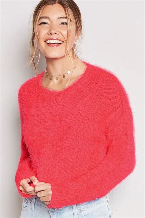 Pin By Peejnant On Wear It Hot Pink Sweater Clothes Latest Trends