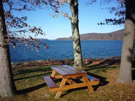 Quabbin Reservoir Belchertown Ma New Salem Center Ma