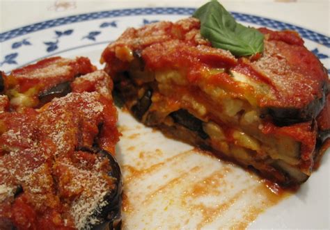 Grandmas Easy Authentic Eggplant Parmesan With Sausage Mangia Magna