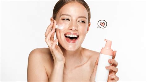 8 Rekomendasi Facial Wash Untuk Kulit Kombinasi Kusam Dan Mudah
