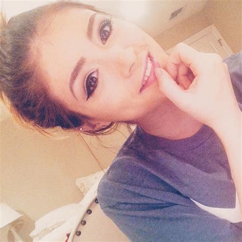 Chrissy Costanza Sexy Photos Pics Sexy Youtubers