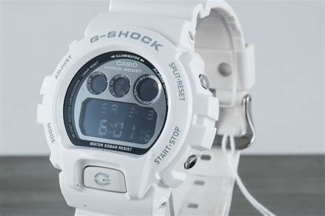 Relógio G Shock Dw 6900 Branco Dw 6900nb Original Novo R 39900 Em