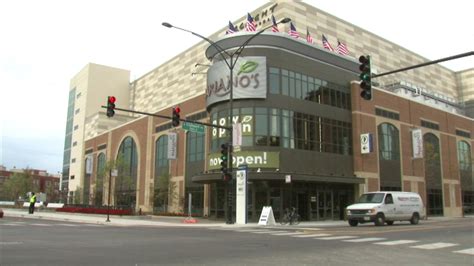 Reserve your guaranteed apple store north michigan ave parking in chicago. Mariano's opens newest, biggest store in Lincoln Park ...