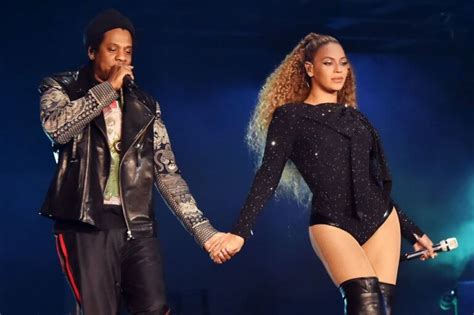 beyoncé and jay z shared some intimate pictures from their marriage and we love them 234star