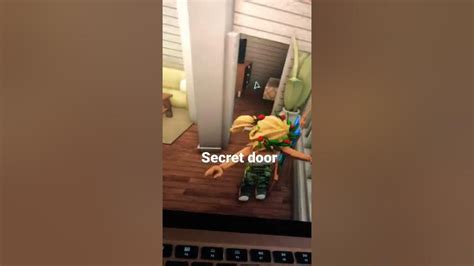How To Make A Secret Door In Bloxburg Youtube