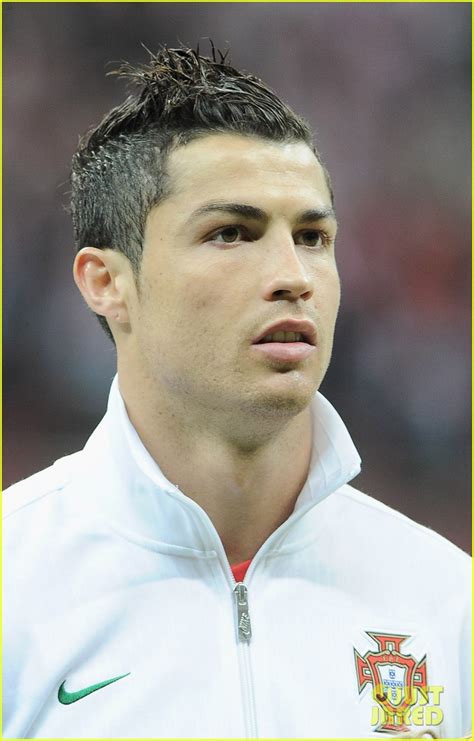 Sports Stars Cristiano Ronaldo Profile Pictures And Wallpapers