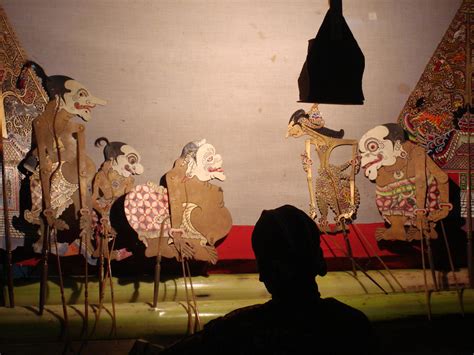 Various types of wallpaper are supported, including 3d and 2d animations, websites, videos and even certain applications. monolog story teller alias Dalang wayang kulit,the javanes ...