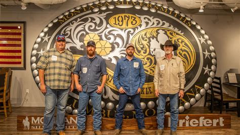 Belt Buckle Over 14 Ft Wide Confirmed As Worlds Largest In Texas