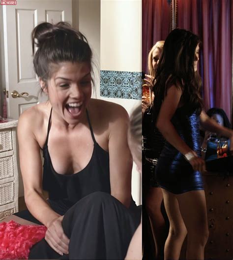 Marie Avgeropoulos Nuda ~30 Anni In Walking The Halls