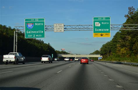 The 610 loop is heavily traveled freeway varying between six to eight lanes with multi level. Interstate-Guide: Interstate 985 Georgia