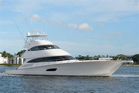 92 Viking 92 Viking Skybridge 2016 Ft Lauderdale Denison Yacht Sales