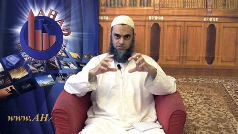 Muslims scholars have pondered long upon the subject of whether cryptocurrencies are halal. McDonald KFC Khana Burger Pizza Subway Eating Fast Food ...