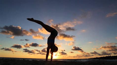 Kino Yoga Handstand Sunrise In Miami Beach Youtube