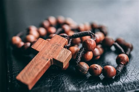 Anglican Prayer Beads Should Anglicans Pray The Rosary