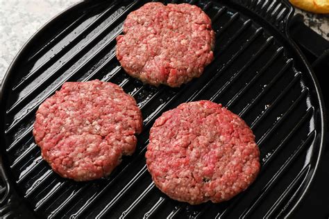 How To Make The Perfect Hamburger Patty From Scratch Aberdeen Street