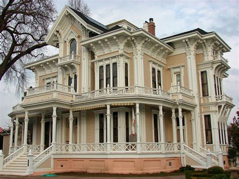 Italianate Victorian House Victorian Architecture Beautiful