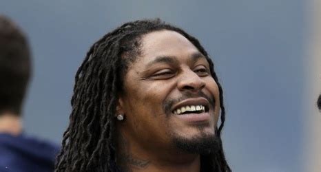 Seahawks Running Back Marshawn Lynch Gets Naked For ESPNs The Body Issue