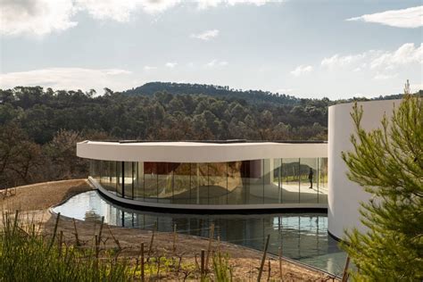 Oscar Niemeyer S Final Building Opens In French Vineyard Flipboard