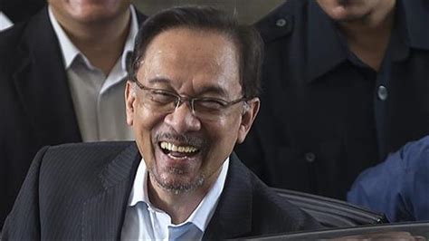 Anwar Ibrahim Desak Pm Malaysia Mundur Seusai Langgar Mandat Agong