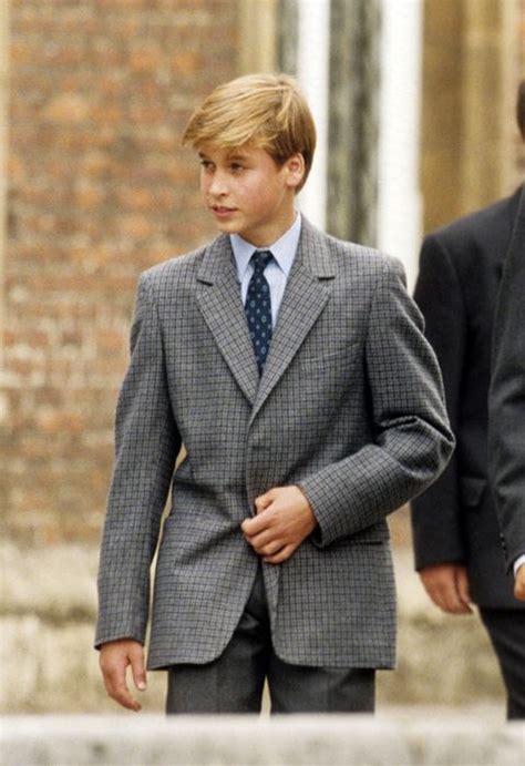 Crawford, on the other hand, became acquainted with the when crawford was asked by campbell whether prince william blushed when he met her, the model responded that she was the one blushing as she felt. Prince William Life in Photos - Young Prince William ...
