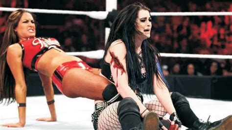 nikki bella vs paige divas championship wwe next event nikki gatos salvajes