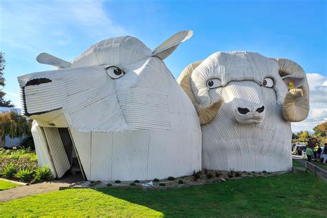 These 15 Animal Shaped Buildings Around The World Are Wacky And Adorable