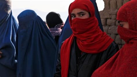 Burqa E Niqab Vietati In Locali Pubblici Approvata Mozione
