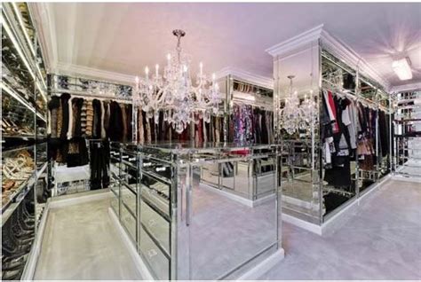 Jennifer Hudson Closet The Mirrored Surfaces Make For A Sleek And