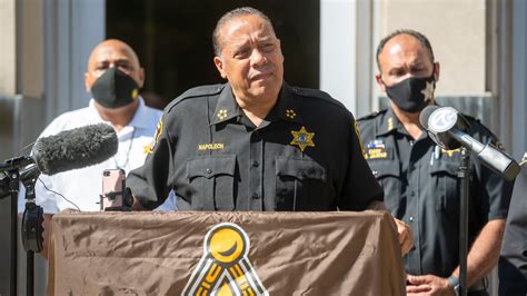 Wayne County Sheriff Napoleon Put On Ventilator Amid Bout With Covid 19