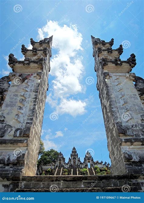 The Gate Of Heaven At Lempuyang Temple Stock Image Image Of Famous