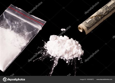Cocaína Ou Outras Drogas Ilegais Fotos Imagens De © Esbenklinker