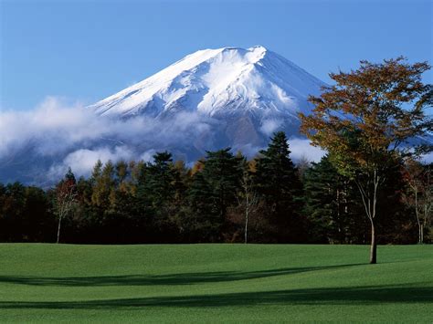 View of mount Fuji from the valley wallpapers and images - wallpapers ...