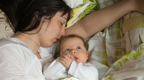 10 Things Every Mom Thinks About Co Sleeping But Doesnt Say Out Loud