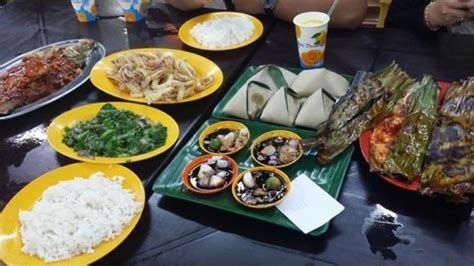 Ada yang sudah pernah kamu kunjungi? 6 Tempat Makan Best di Melaka Pada Waktu Malam ...