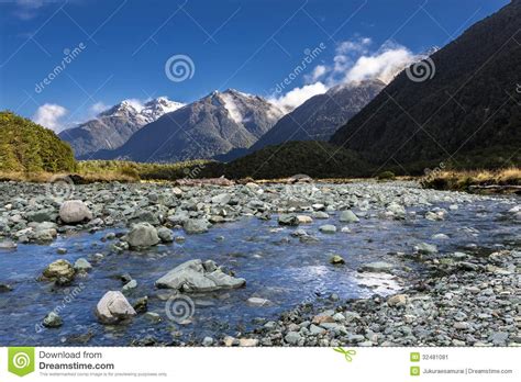 New Zealand Mountains Stock Image Image 32481081