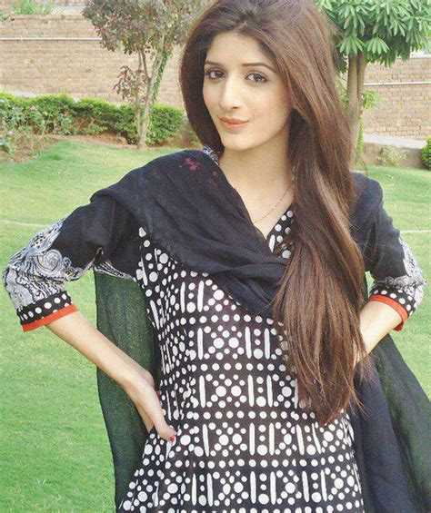 Beautiful Pakistani Girls Wallpapers Cute Pakistani Girls Bollywood