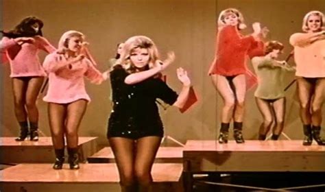Nancy Sinatra These Boots Are Made For Walkin Berussa Musicart
