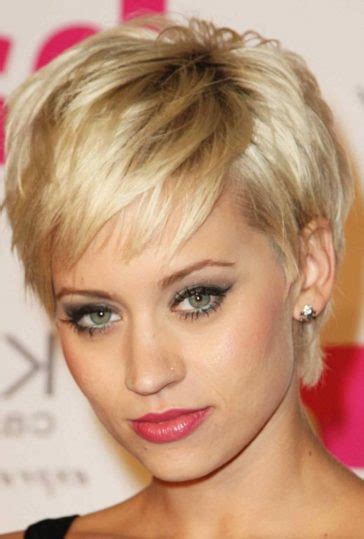14 Must Try Short Haircuts For Thin Hair