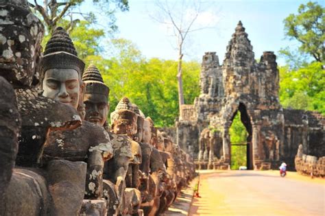 Tour Privado Por Angkor Con Guía En Español Siem Reap