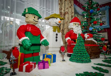 Christmas Lego Swns