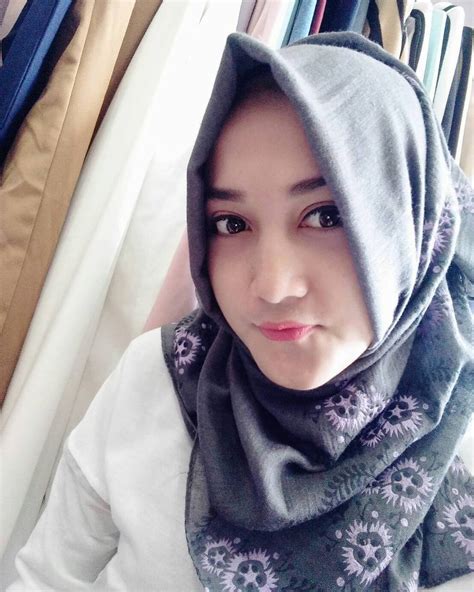 Foto Gadis Manis Berjilbab Cantik Terbaru Cantikamagz