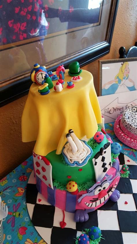 Alice In Wonderland Cake Alice In Wonderland Cakes Cake Creations Cake
