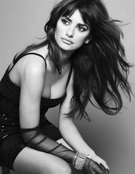 penelope cruz weight height and age we know it all