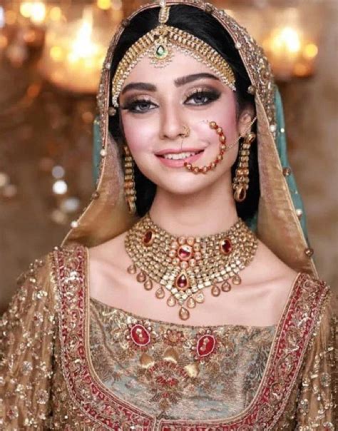 Traditional Indian Bridal Makeup Looks That You Must Know As A Bride Indian Bridal Makeup