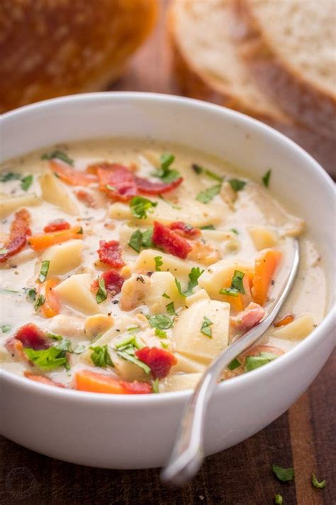 This Homemade Clam Chowder Recipe Is Creamy But Light And So
