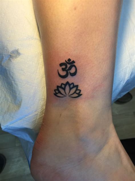 Om Meaning Sanskrit Tattoo Sanskrit Tattoo Lotus Flower Tattoos