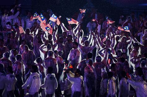 Untuk acara bola sepak perlawanan pertama akan bermula pada 14 ogos 2018 sehingga 1 september 2018. Malaysia Capai Target 7 Emas Di Temasya Sukan Asia Jakarta ...