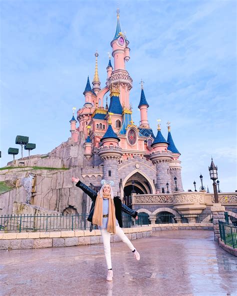 Fashionista Chic Travel Best Rides In Disneyland Paris
