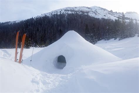 How To Build A Winter Snow Shelter