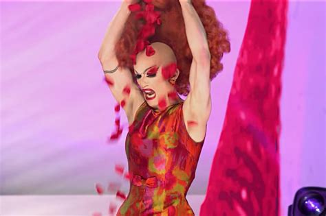 Rupauls Drag Race Icons Discuss The Shows Most Iconic Looks